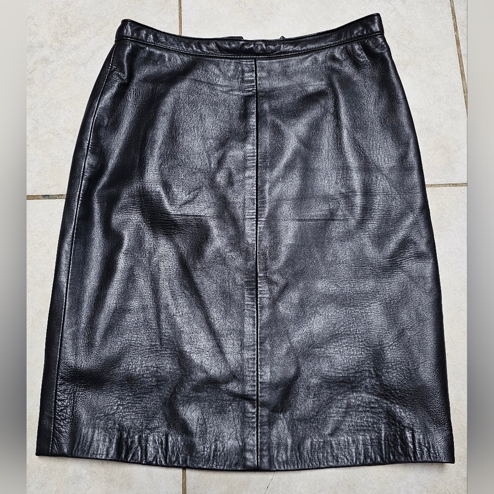 Black leather vintage skirt 10
